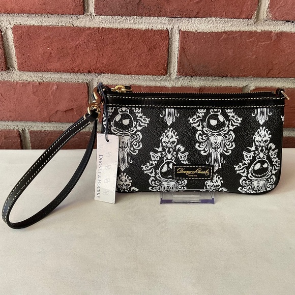 NWT Dooney & Bourke Disney Parks Jack Skellington Wristler Shoulder Bag NEW
